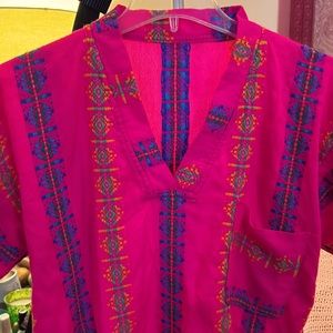 SALE!! DEAL!! ADORABLE Hot Pink Vintage 1970s Mexican Style Surf Sweater Poncho